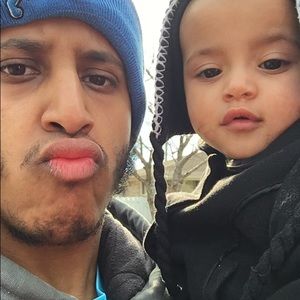 Meet your Posher, Anese